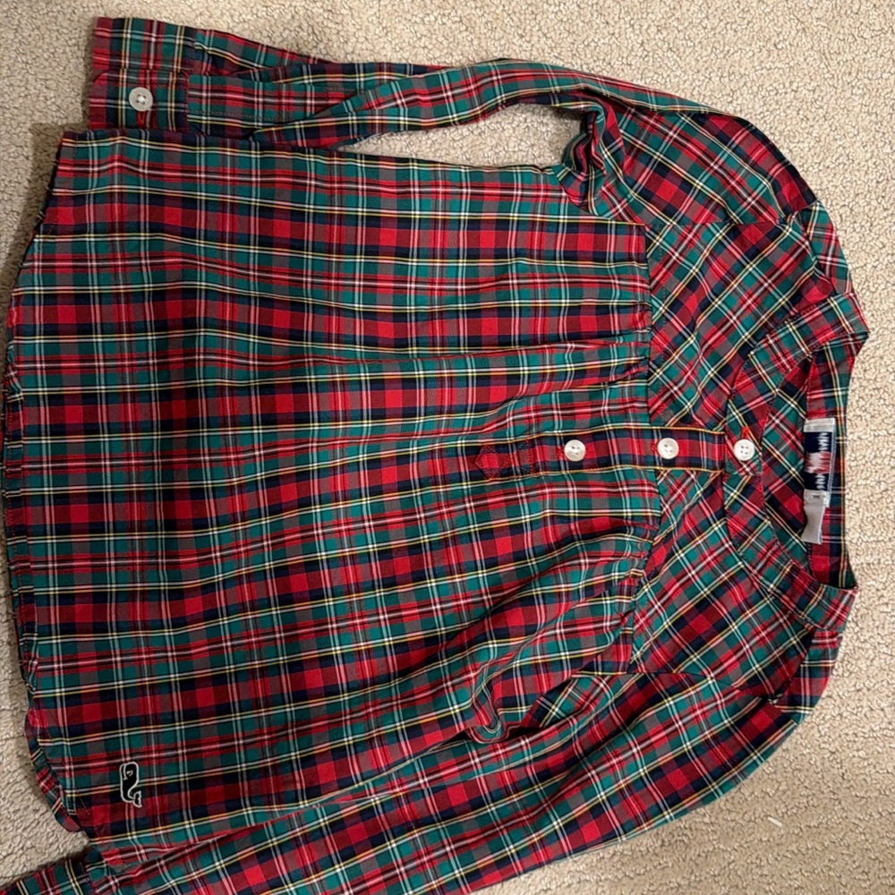 Vineyard vines shirt